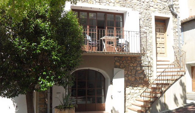 Stone Cottage with Roof Terrace near Mountains and Beaches.