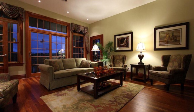 Stone Edge Estate Bed & Breakfast - Escarpment Suite (Escarpment Room and Terra Cotta Room)