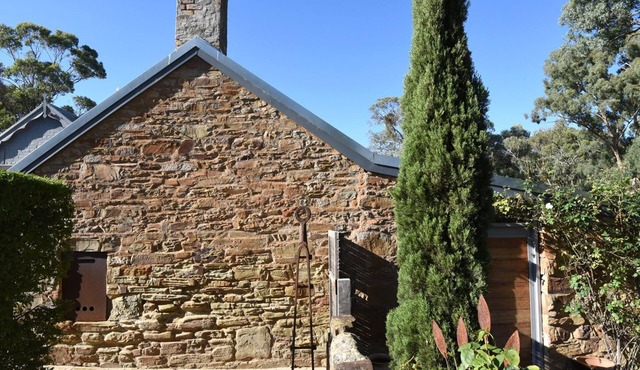 Stone Edge - South Cottage