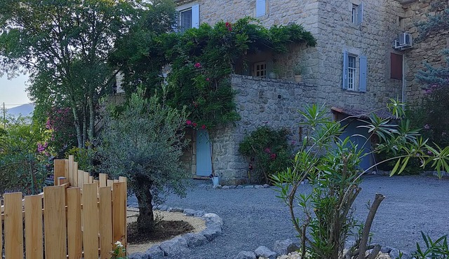 Stone farmhouse near Les Vans, with swimming pool, ideal for families (12 pers)
