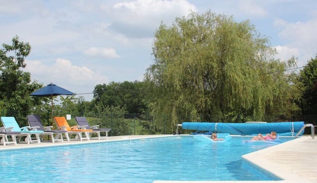 Stone farmhouse, fully equipped, secluded location with private swimming pool in Dordogne