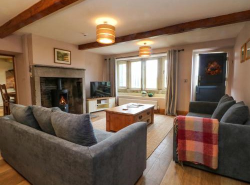 Stone & Fleece Cottage