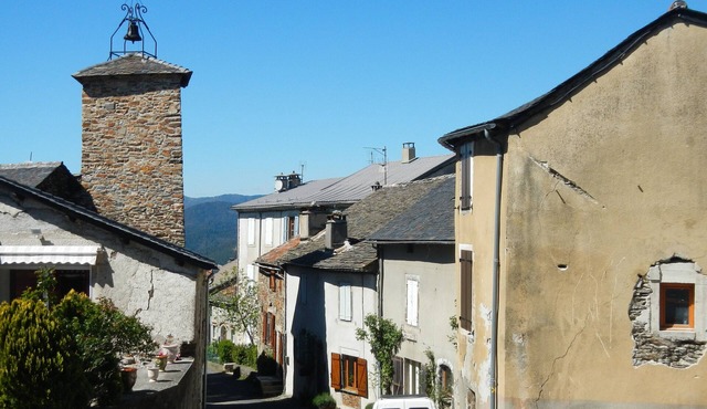 Stone house in the heart of the Cévennes, ideal for recharging your batteries