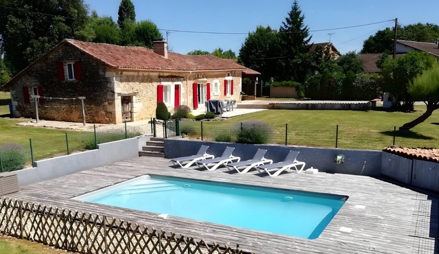 Stone House with Private Pool and Garden – Charm & Comfort in Dordogne