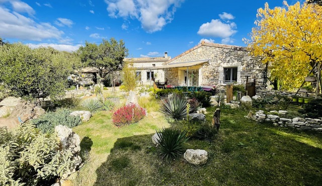 Stone house 3★, quiet and nature, South Ardèche - Orgnac l'Aven