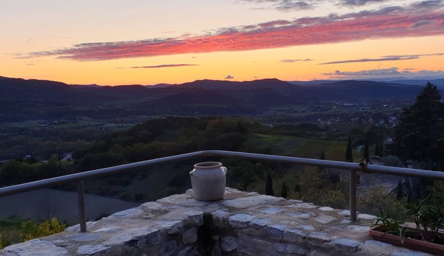 Stone house in the old village of Mirabel overlooking the river drôme