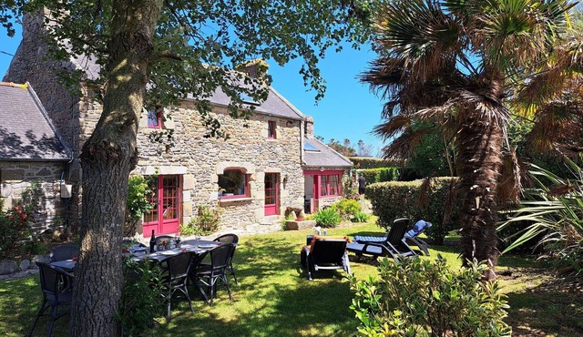 Stone House in Portsall near Treompan Beach