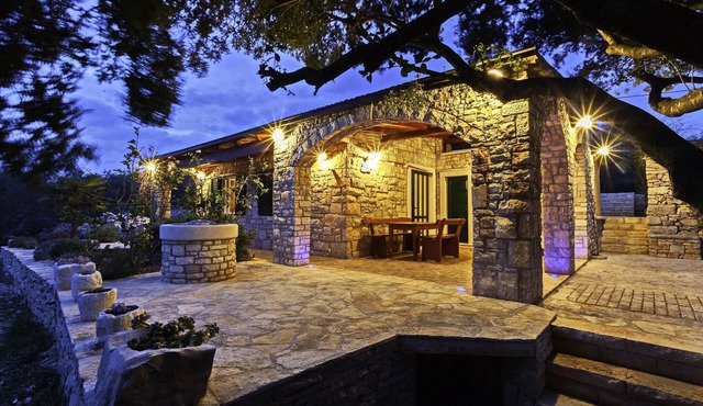 Stone House San Pelegrin-Two Bedroom Holiday Home with Terrace and Sea View