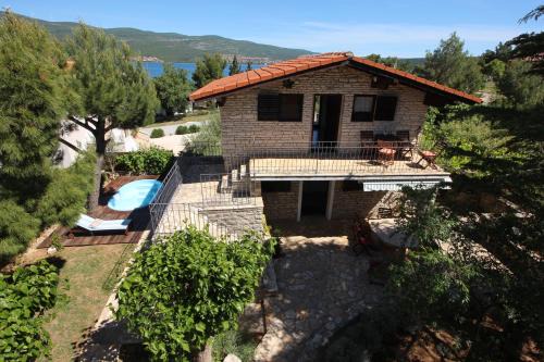 Stone house Skrivena