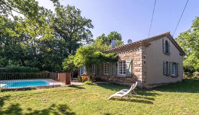 Stone House St Denis with Pool & Views