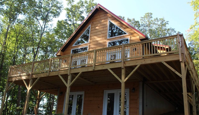 Stone Mountain Sanctuary - Blue Ridge Luxury Cabin With Great Views!
