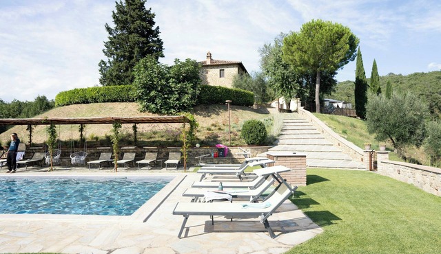 Stone villa overlooking Panicale vineyards in Panicale PG