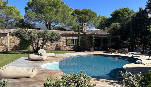 Stone villa with private heated pool + city center parking space