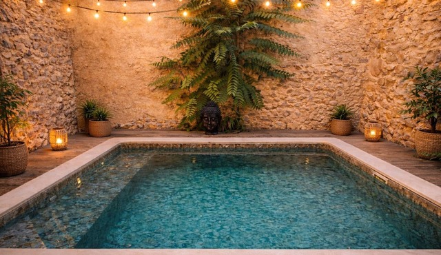 Stone Villa with Fully Private Pool not overlooked & AC - 20 min from Beaches