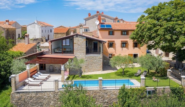 Stone villa Zamask with a pool and a lovely view