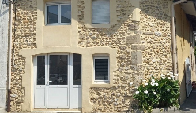 Stone village house. Atypical and cosy duplex. Between Valence and Vercors.