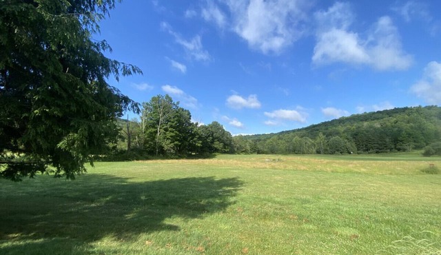 StoneBrook Near Towanda & Sayre PA-Hot Tub-Fire Pit-Mountain Views