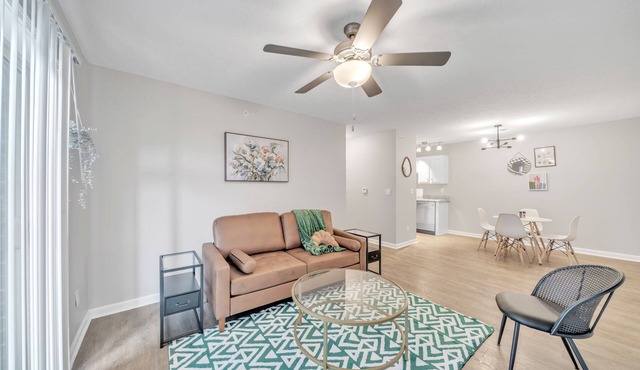 Stonecrest 713, 2Bd Apt I Free Parking I Pool