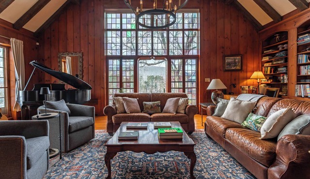 Stonehaven Catskills: Sauna, Riverfront + Family!