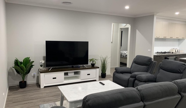 STONEHAVEN, perfect holiday accommodation for families. Close to GV Hospital