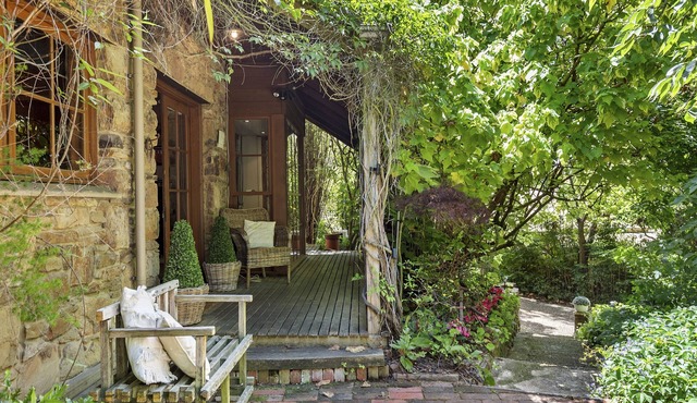 Stonehenge Retreat Ballarat