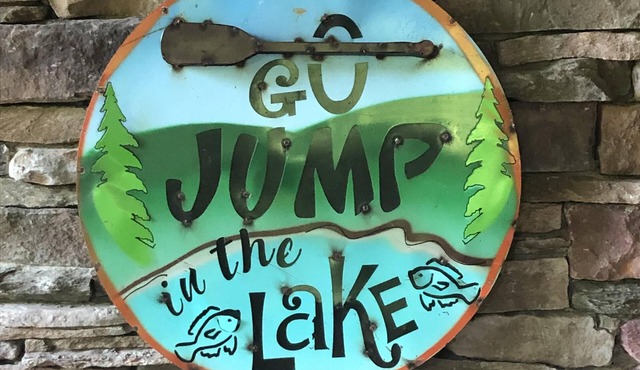 Stoneledge at Lake Keowee Luxury Townhome/Resort Amenities, 12 mi from Clemson