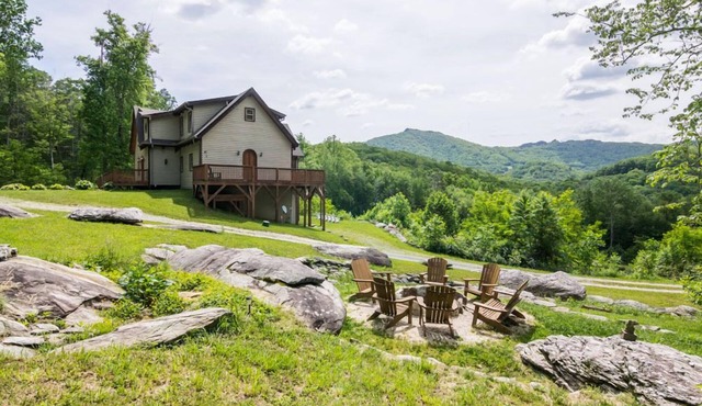 Stoneledge Manor - Creek with Pond - Mountain Views - Pool Table