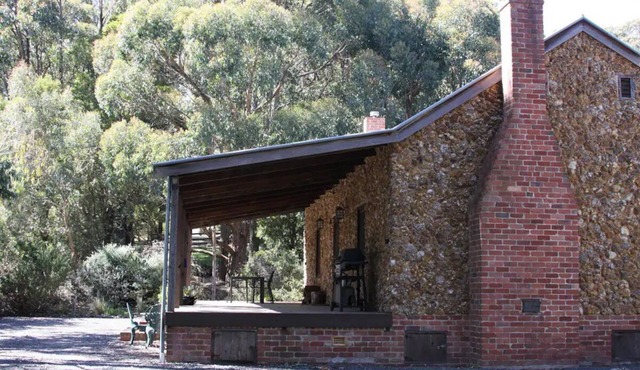 Stoneleigh Miners Cottage