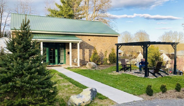 STONES THROW RETREAT in Downtown Lewisburg