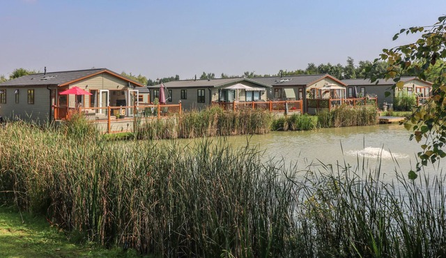 STONESTHROW, pet friendly, with a garden in Barkston