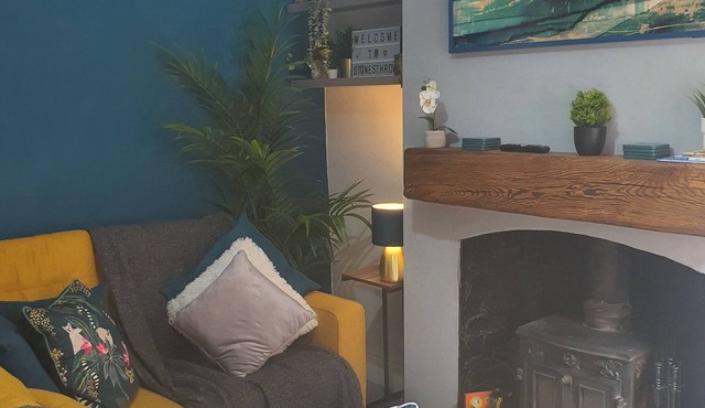 Stonesthrow Townhouse in the Centre of Leek