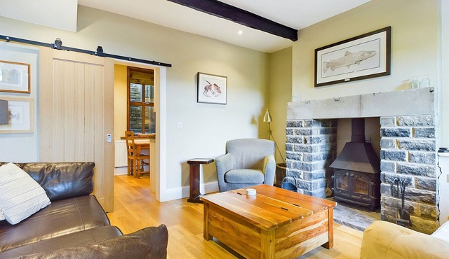 Stoneswood Cottage & Garden, Delph, Saddleworth