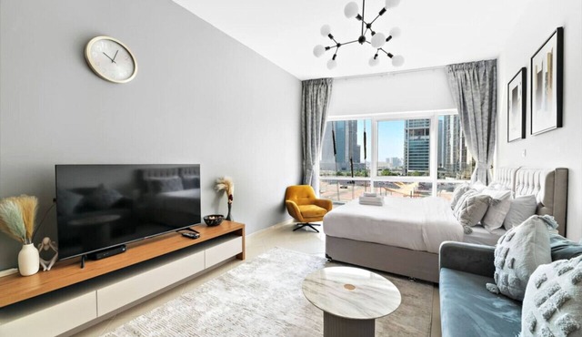StoneTree - Concorde Tower 1 Studio - Elegant Apartment