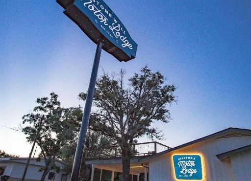 Stonewall Motor Lodge