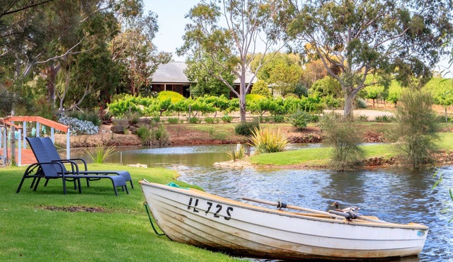 Stonewell Haven Spa Suite 2