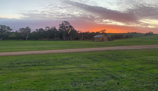 Stoney Creek Cottage Luxury Bed and Breakfast. Pet friendly