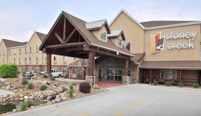 Stoney Creek Hotel St. Joseph
