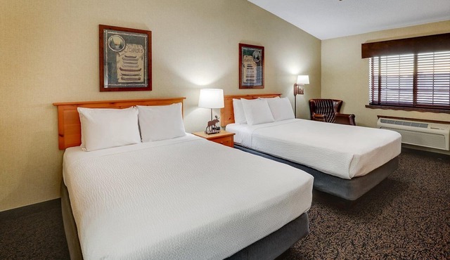 Stoney Creek Stay | 2 Units | Near Moline Attractions