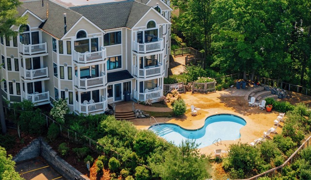 Stony Brook 24 | Top Floor, Heated Pool, Lake Michigan View