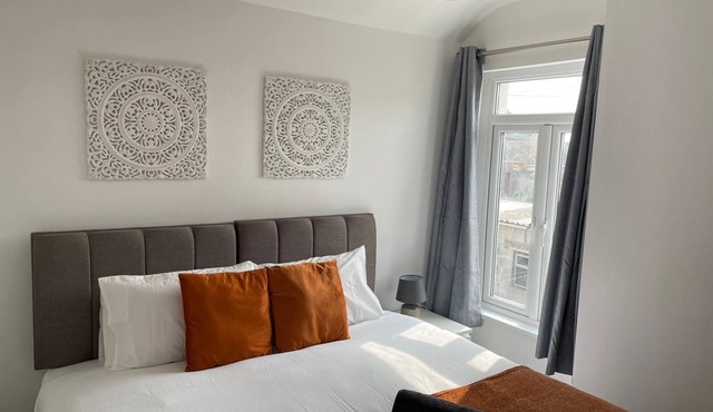 STOP at Pendarvis, Stone throw from the beach!