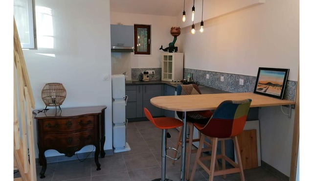 STOPOVER IN BOUZIGUES 400m from the Etang de Thau