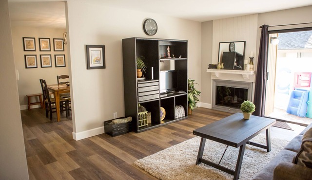 StorybookVilla #1 Warm & Inviting, You Walk to Disney, 100+ Reviews