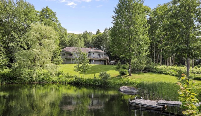Stowe Mountain View - Large and Private Family Home with Views!