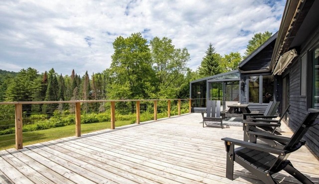 Stowe Pond Lodge: Sauna & Game Retreat