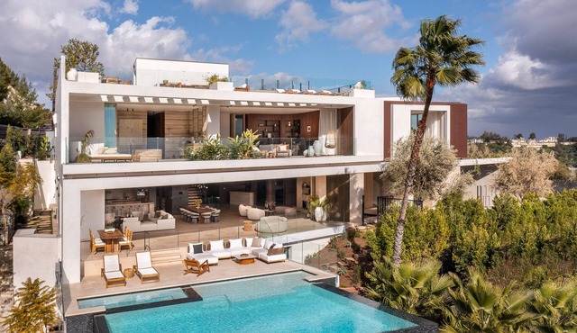 Stradella Mansion-Epitome of Luxury Living in this Breathtaking BelAir Estate