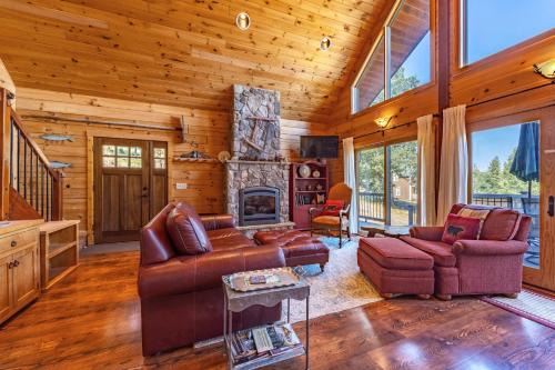 Straight From The Heart cabin