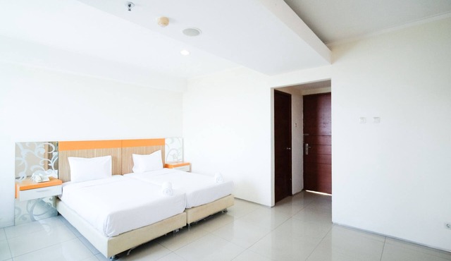 Strategic Studio Apartment At High Point Serviced