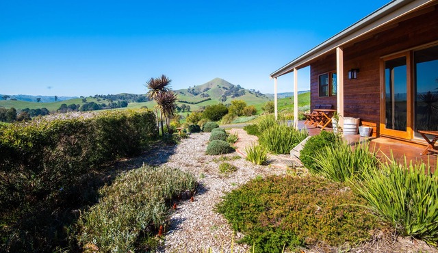 Strath Valley View Cottage