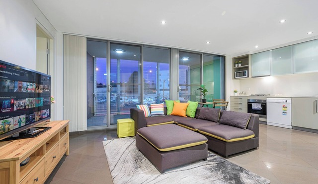 Strathfield sweet 2Br near Train Station/Shopping