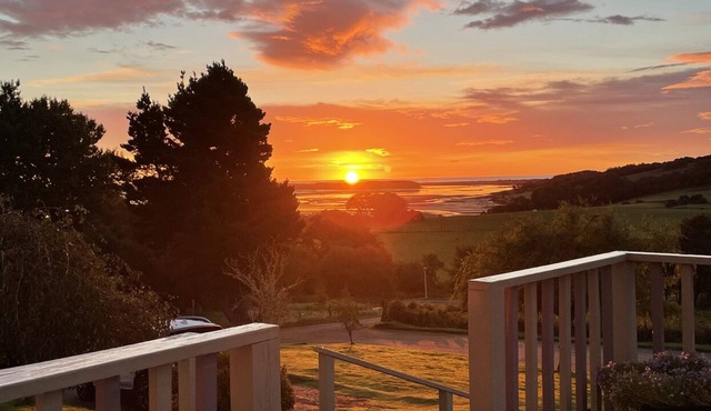 Strathview Lodge B&B